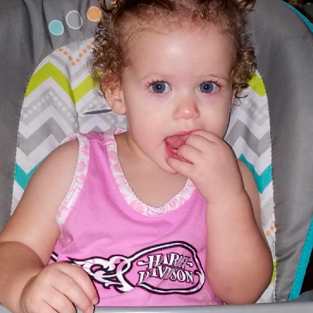 Dakota is registered to the contest to win money with this photo: baby, cheek, child, person, skin, toddler