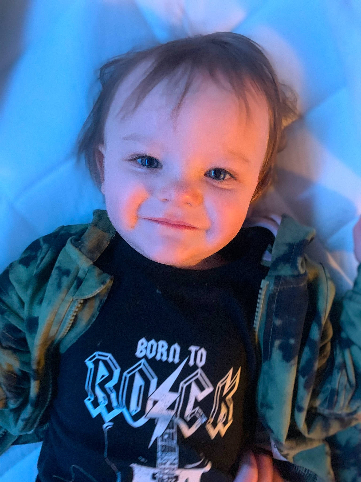 Giovanni is registered to the contest to win money with this photo: azure, baby_toddler_clothing, cheek, eye, eyelash, flash_photography, forehead, hair, hairstyle, happy, head, iris, lip, mouth, neck, nose, person, skin, sleeve, smile