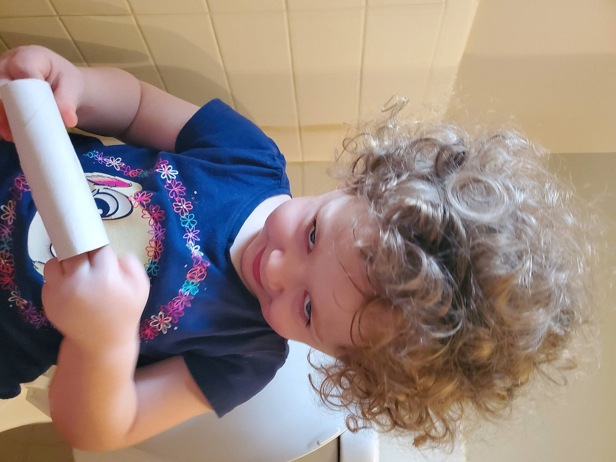 Liah is registered to the contest to win money with this photo: arm, child, ear, hair, long_hair, neck, person, skin, toddler