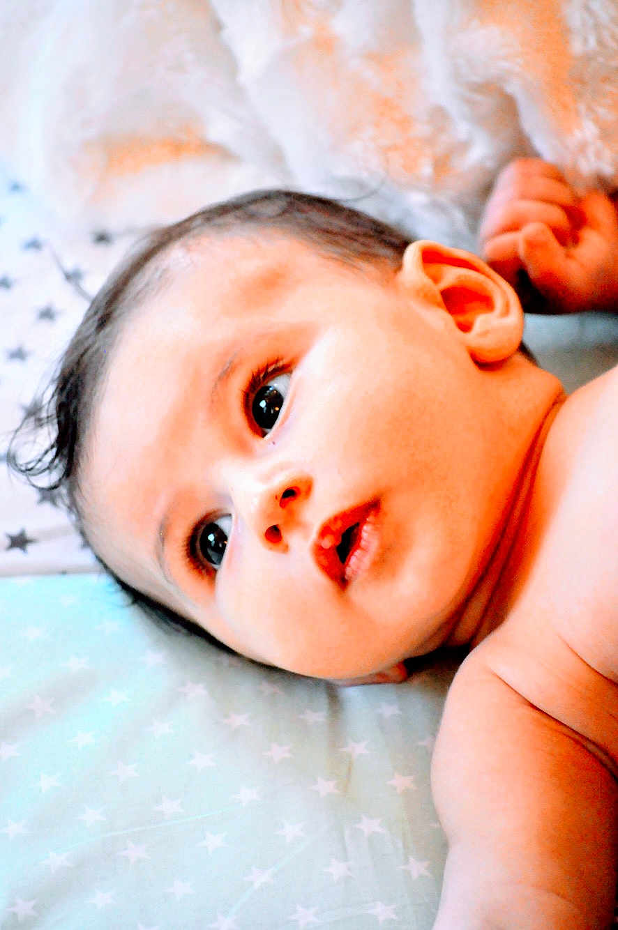 Merwann a rejoint le concours — aidez-le/la à gagner de superbes lots ! baby, beauty, cheek, child, close_up, ear, eye, face, head, headwear, lip, mouth, nose, person, photography, portrait_photography, skin, surprise, toddler