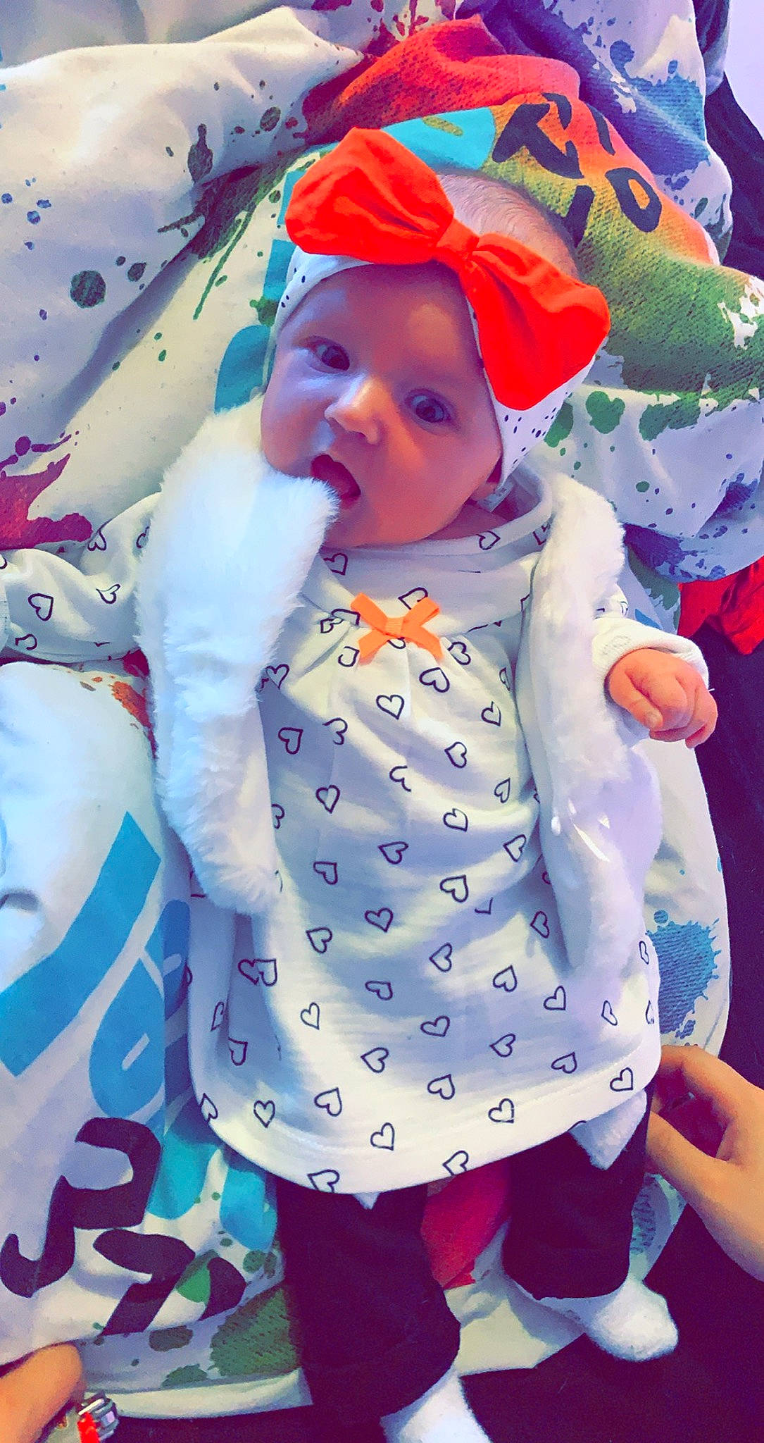 Dana a rejoint le concours — aidez-le/la à gagner de superbes lots ! baby, child, headwear, person, play, smile, toddler