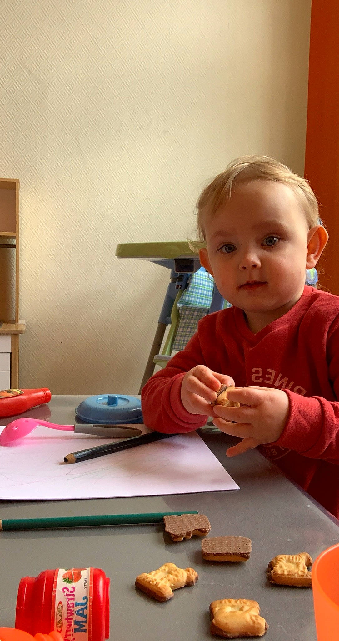 Angelina a rejoint le concours — aidez-le/la à gagner de superbes lots ! baking, child, food, person, play, play_doh, toddler