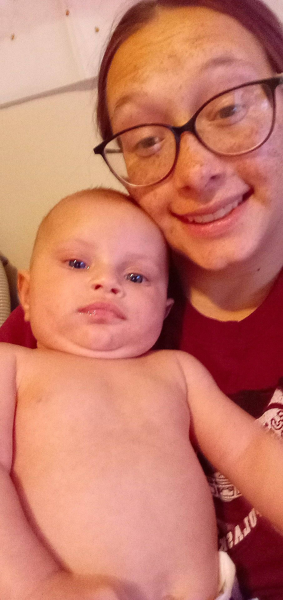 Evangeline is registered to the contest to win money with this photo: cheek, chin, eye, eyebrow, face, facial_expression, finger, forehead, gesture, glasses, hair, happy, head, iris, joy, lip, mouth, nose, person, skin