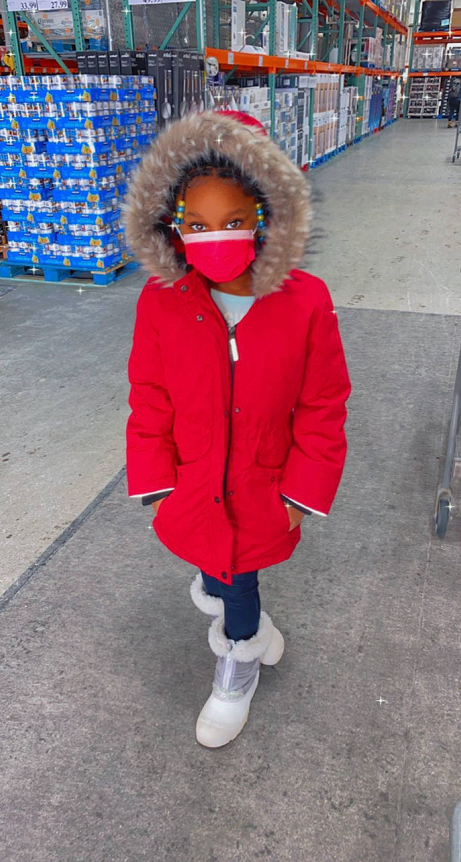 Christian is registered to the contest to win money with this photo: cap, electric_blue, eyewear, fashion_accessory, freezing, fur, fur_clothing, jacket, knee, pattern, pedestrian, person, recreation, road, sidewalk, sleeve, street_fashion, sunglasses, toddler, vision_care