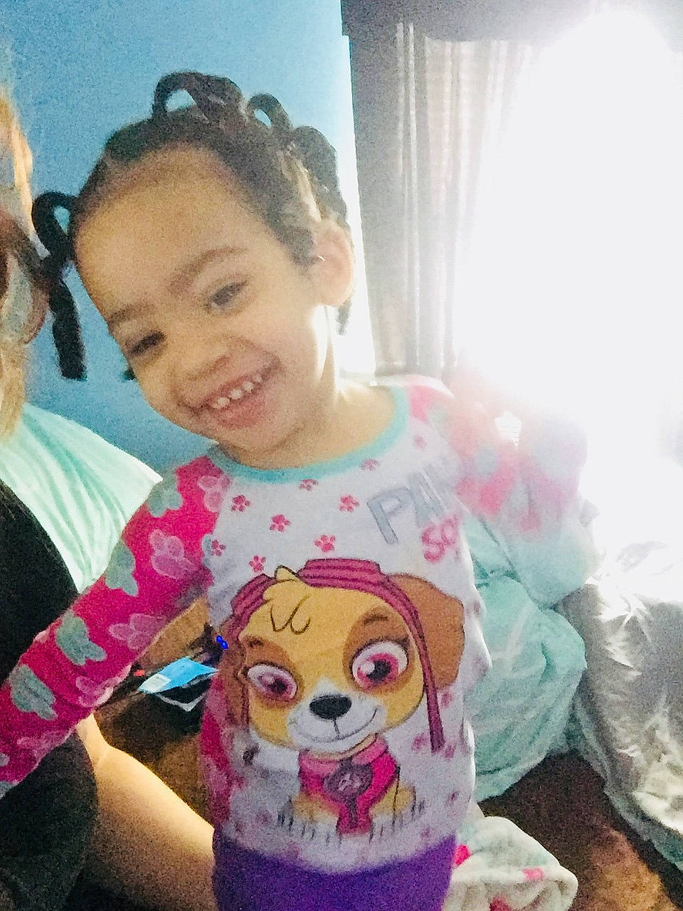 Samiyah is registered to the contest to win money with this photo: baby, child, cool, ear, face, fun, happy, head, joy, people, person, play, selfie, sleeve, smile, t_shirt, toddler, top