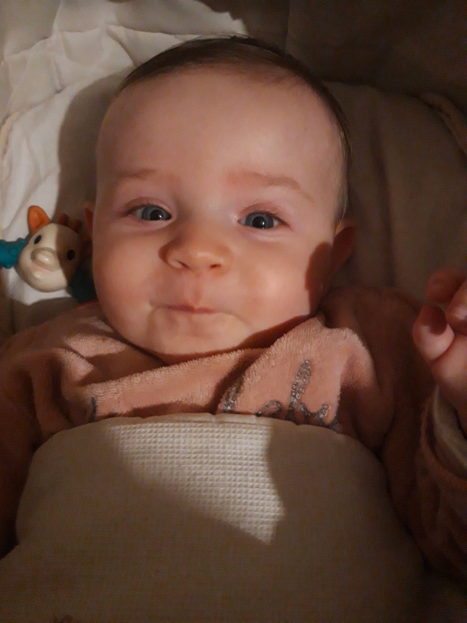 Annaëlle a rejoint le concours — aidez-le/la à gagner de superbes lots ! baby, cheek, child, chin, eye, eyebrow, face, forehead, head, iris, lip, mouth, muscle, nose, person, skin, smile, toddler