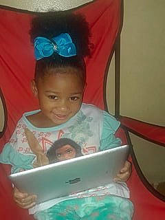 Asiyah is registered to the contest to win money with this photo: baby, child, ear, eye, hair_accessory, head, iris, nose, person, play, skin, smile, toddler