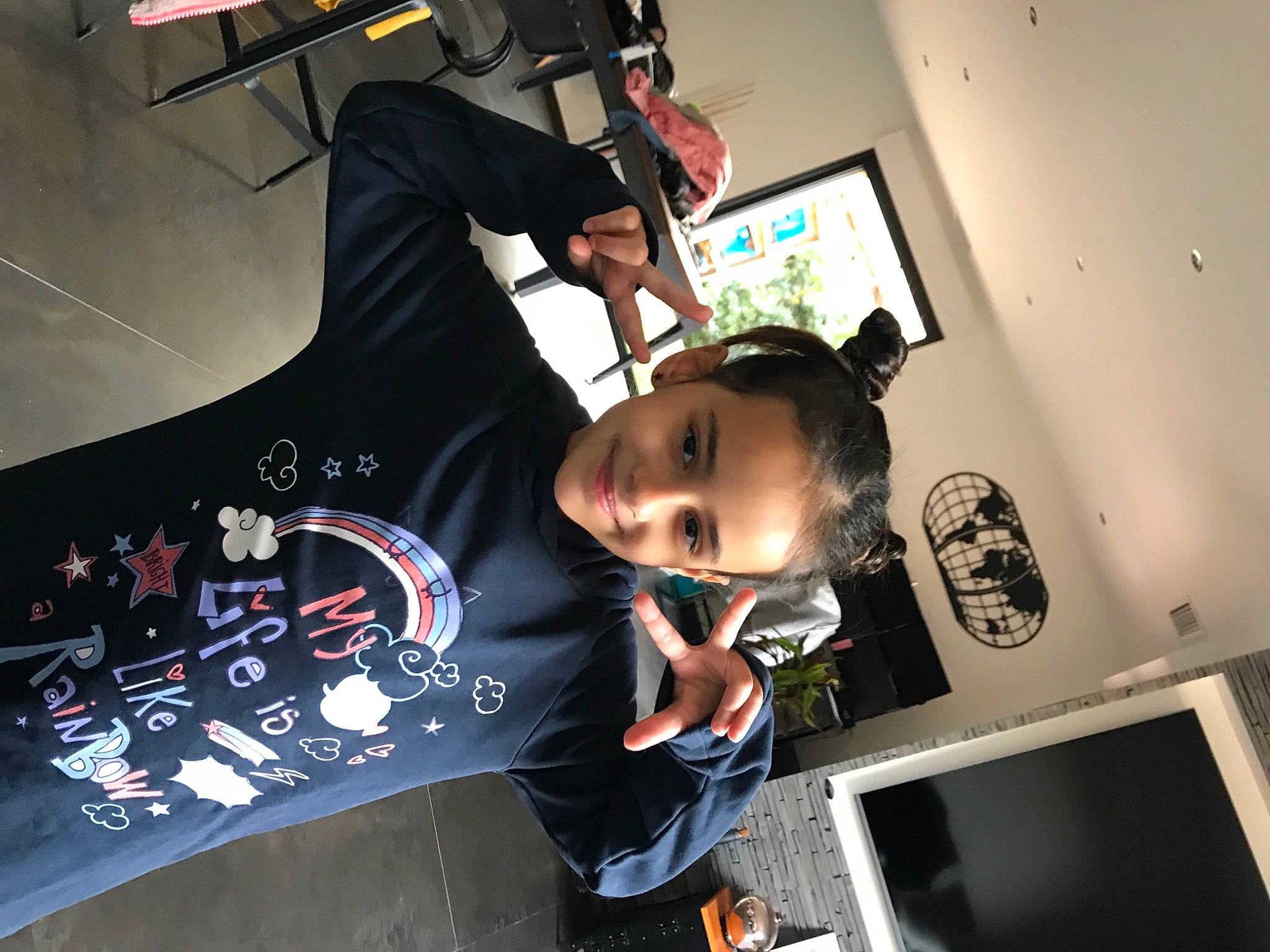 Cassy a rejoint le concours — aidez-le/la à gagner de superbes lots ! advertising, art, child, cool, event, fashion, font, fun, graphic_design, graphics, joy, logo, person, recreation, room, snapshot, t_shirt, toddler