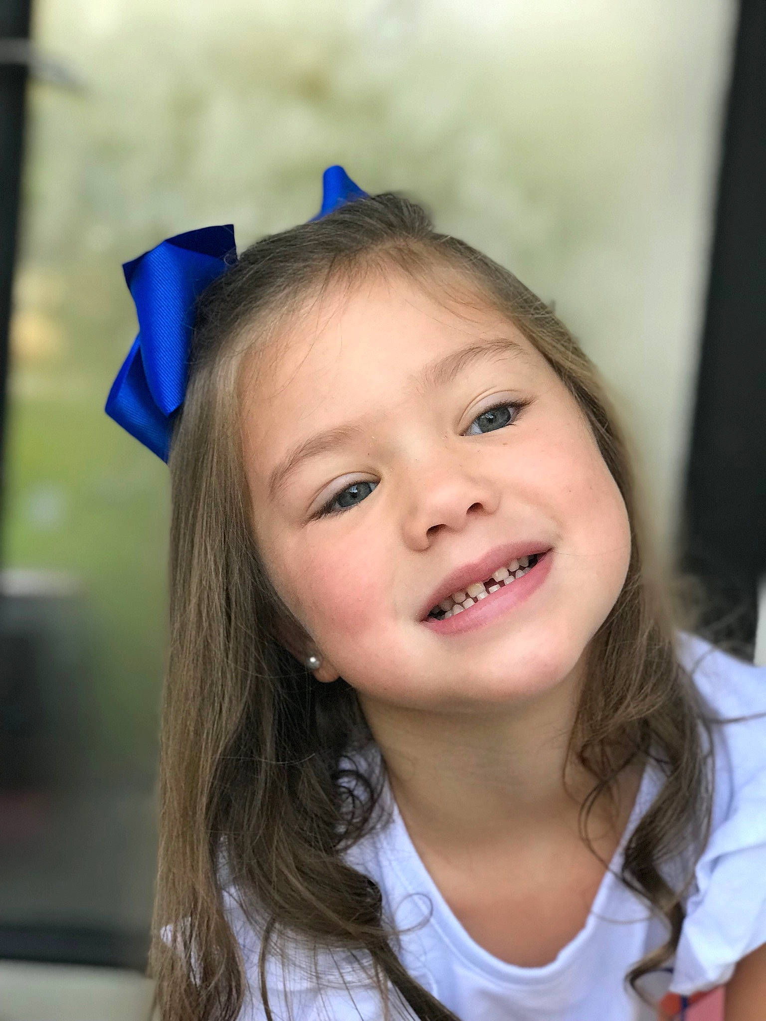 Emma is registered to the contest to win money with this photo: cheek, chin, cool, ear, eyebrow, eyelash, face, flash_photography, forehead, fun, hair, hairstyle, happy, iris, jaw, joy, lip, neck, nose, person