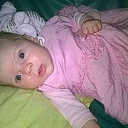 Shayanna participe au concours pour gagner de l'argent avec cette photo :