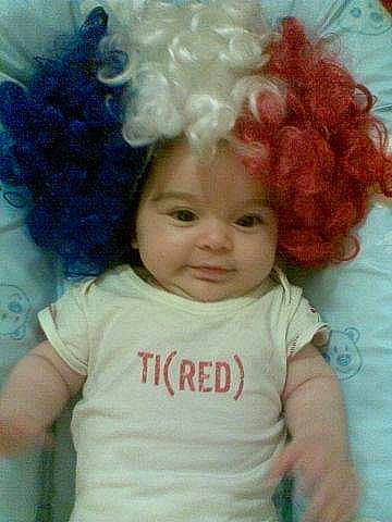 Tina a rejoint le concours — aidez-le/la à gagner de superbes lots ! baby_toddler_clothing, cheek, chin, cool, eyebrow, hair, hairstyle, happy, head, human, iris, lip, nose, person, pink, product, skin, sleeve, smile, textile