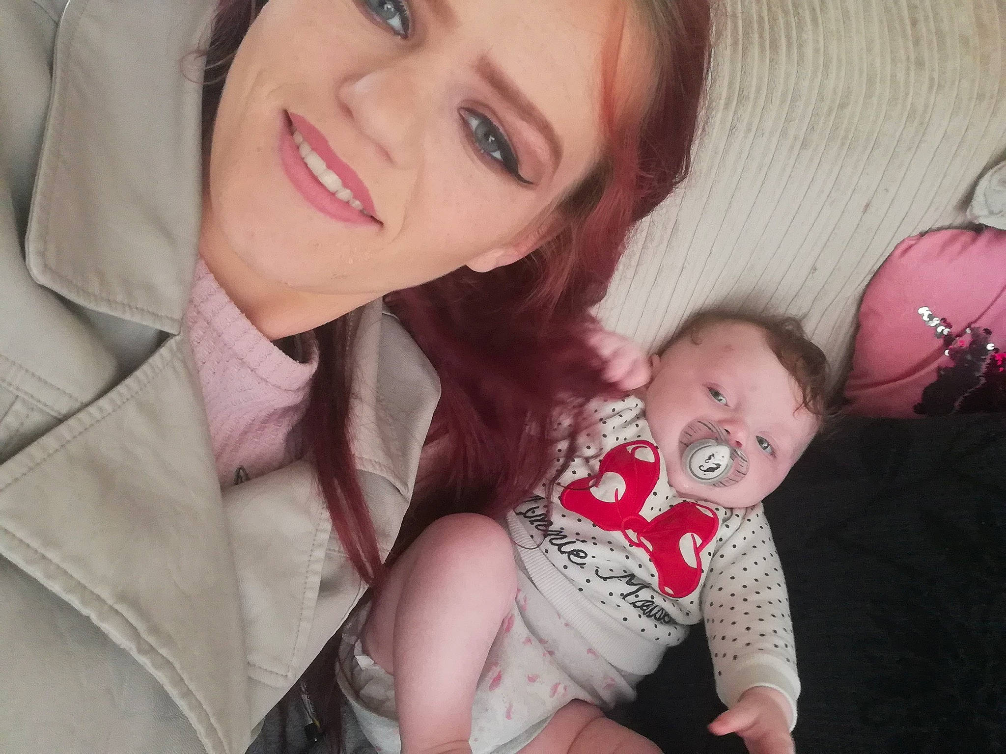 Leia-jane is registered to the contest to win money with this photo: cheek, eye, eyebrow, eyelash, face, facial_expression, gesture, hairstyle, happy, interaction, iris, joy, lip, mouth, neck, nose, organ, person, pink, skin