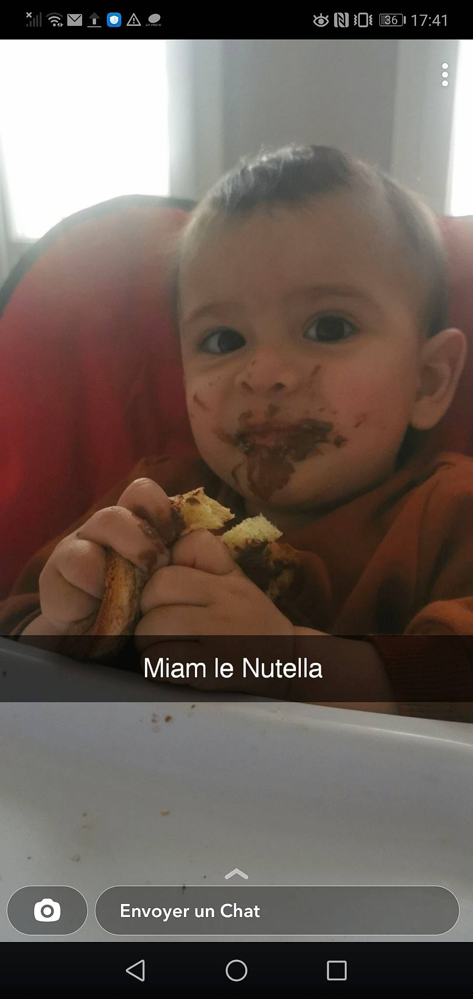 Julian a rejoint le concours — aidez-le/la à gagner de superbes lots ! baby, baby_toddler_clothing, cheek, child, comfort, ear, eyelash, face, finger, gesture, hand, happy, iris, lip, mouth, nose, person, room, skin, thumb