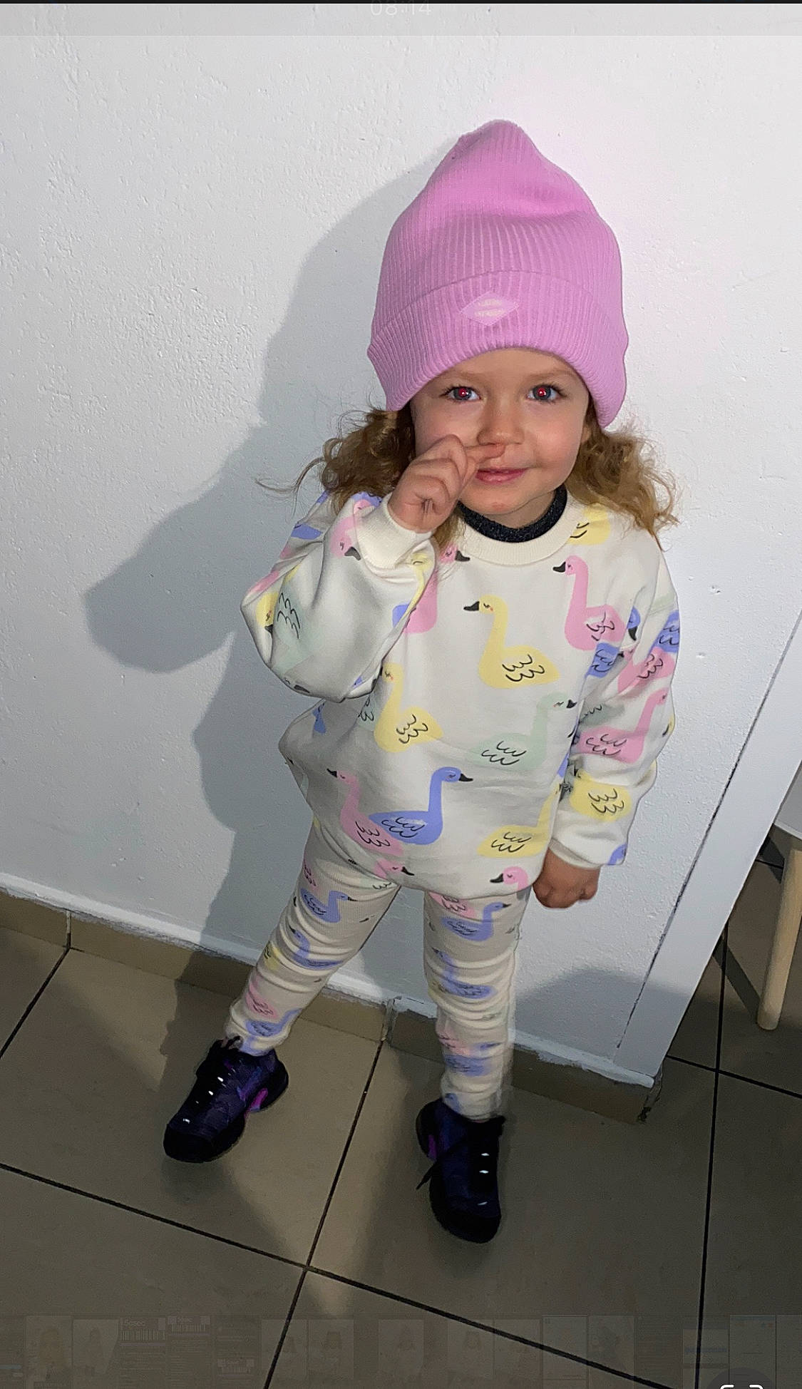 Layana participe au concours pour gagner de l'argent avec cette photo : baby_toddler_clothing, beanie, boot, cap, child, fashion_accessory, fun, headgear, headwear, human_leg, joy, knit_cap, magenta, outerwear, pattern, person, pink, purple, shoe, sleeve