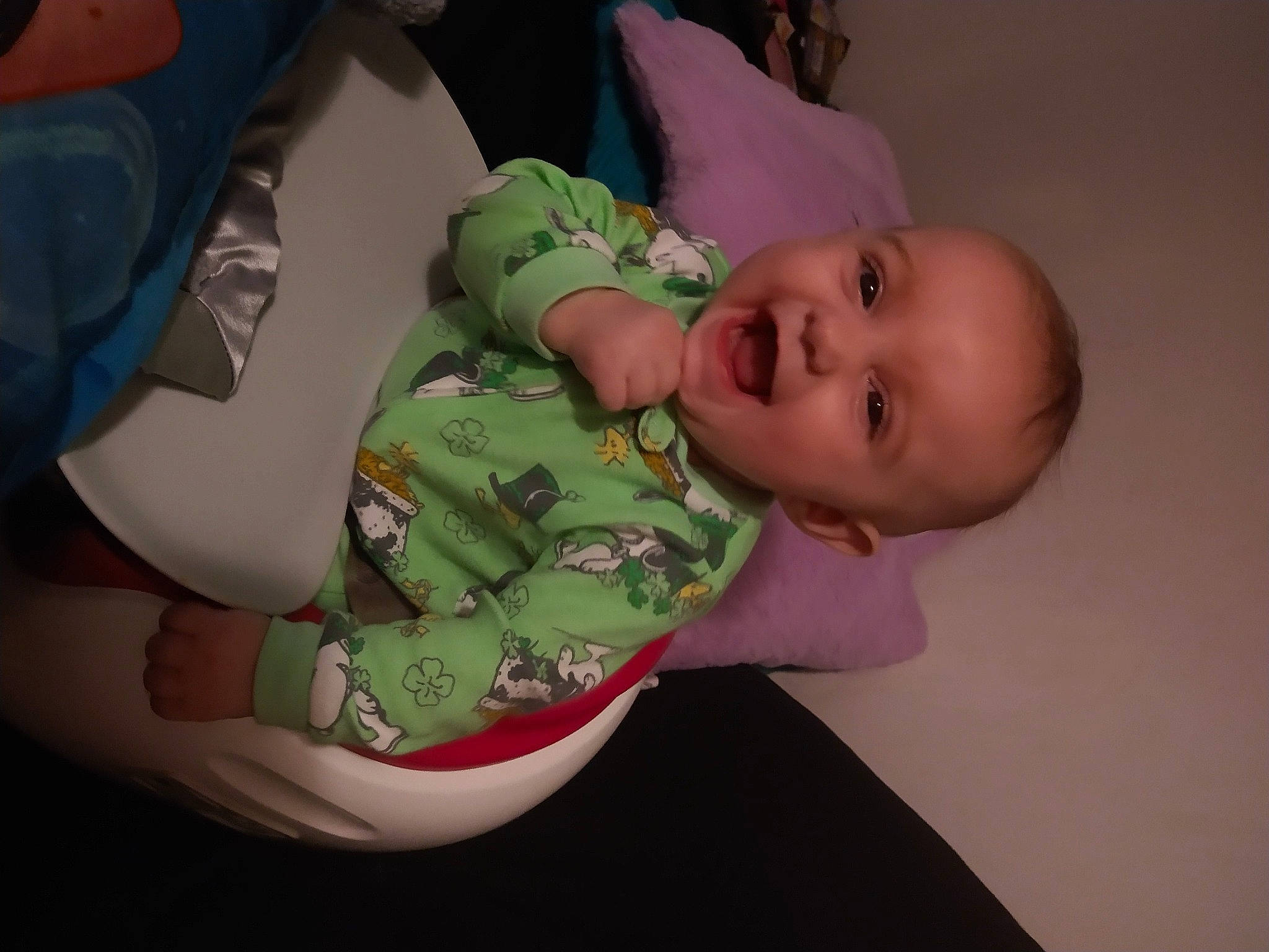 April is registered to the contest to win money with this photo: baby, baby_products, baby_toddler_clothing, cheek, child, comfort, eye, finger, fun, grass, happy, hat, human_body, iris, lip, mouth, pattern, person, skin, smile