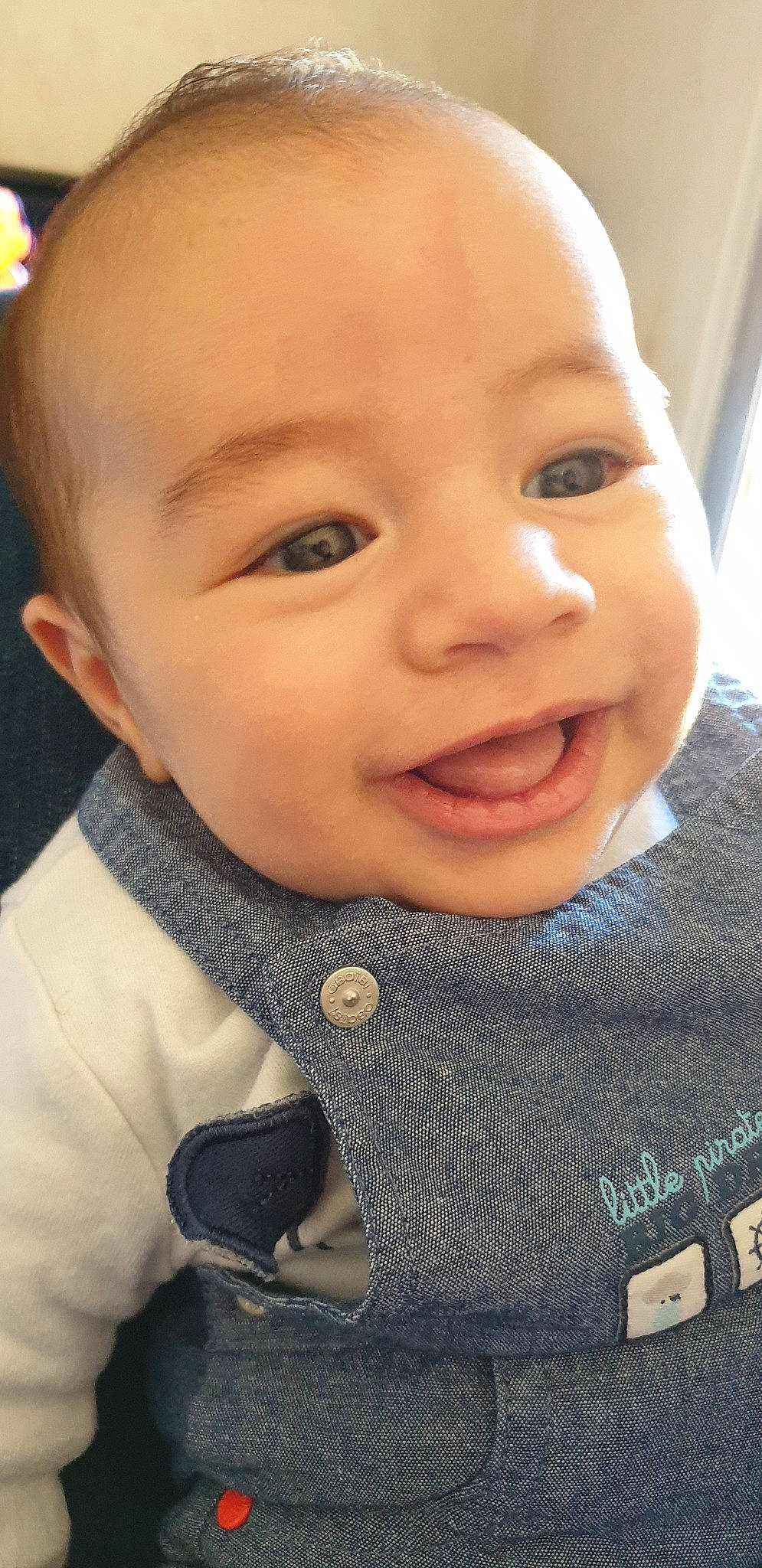 Tylio a rejoint le concours — aidez-le/la à gagner de superbes lots ! boy, cheek, child, chin, cool, day, eye, eyebrow, face, forehead, girl, head, infant, lip, mouth, neck, nose, person, skin, smile