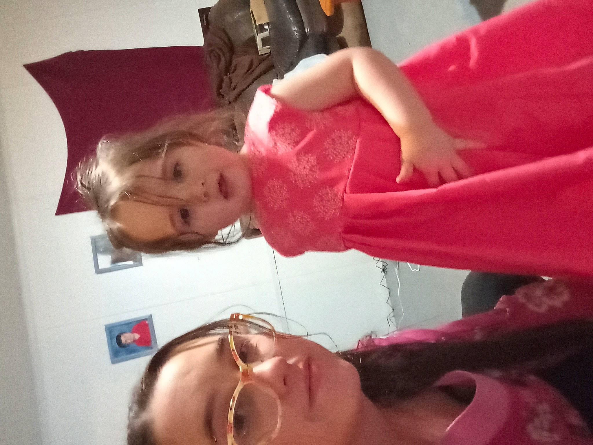 Katherine joined the competition — help win amazing prizes! blurred, cheek, ear, eyelash, facial_expression, finger, gesture, hair, hairstyle, hand, human_body, joint, lip, mouth, muscle, nose, organ, person, pink, red