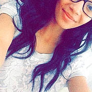 Nessrine participe au concours pour gagner de l'argent avec cette photo :