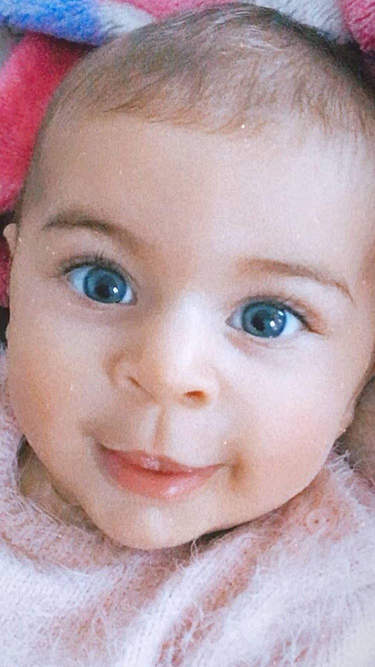 Laya a rejoint le concours — aidez-le/la à gagner de superbes lots ! baby, beauty, cheek, child, chin, ear, eyebrow, eyelash, foam, forehead, happy, human_body, iris, lip, mouth, neck, nose, person, skin, smile