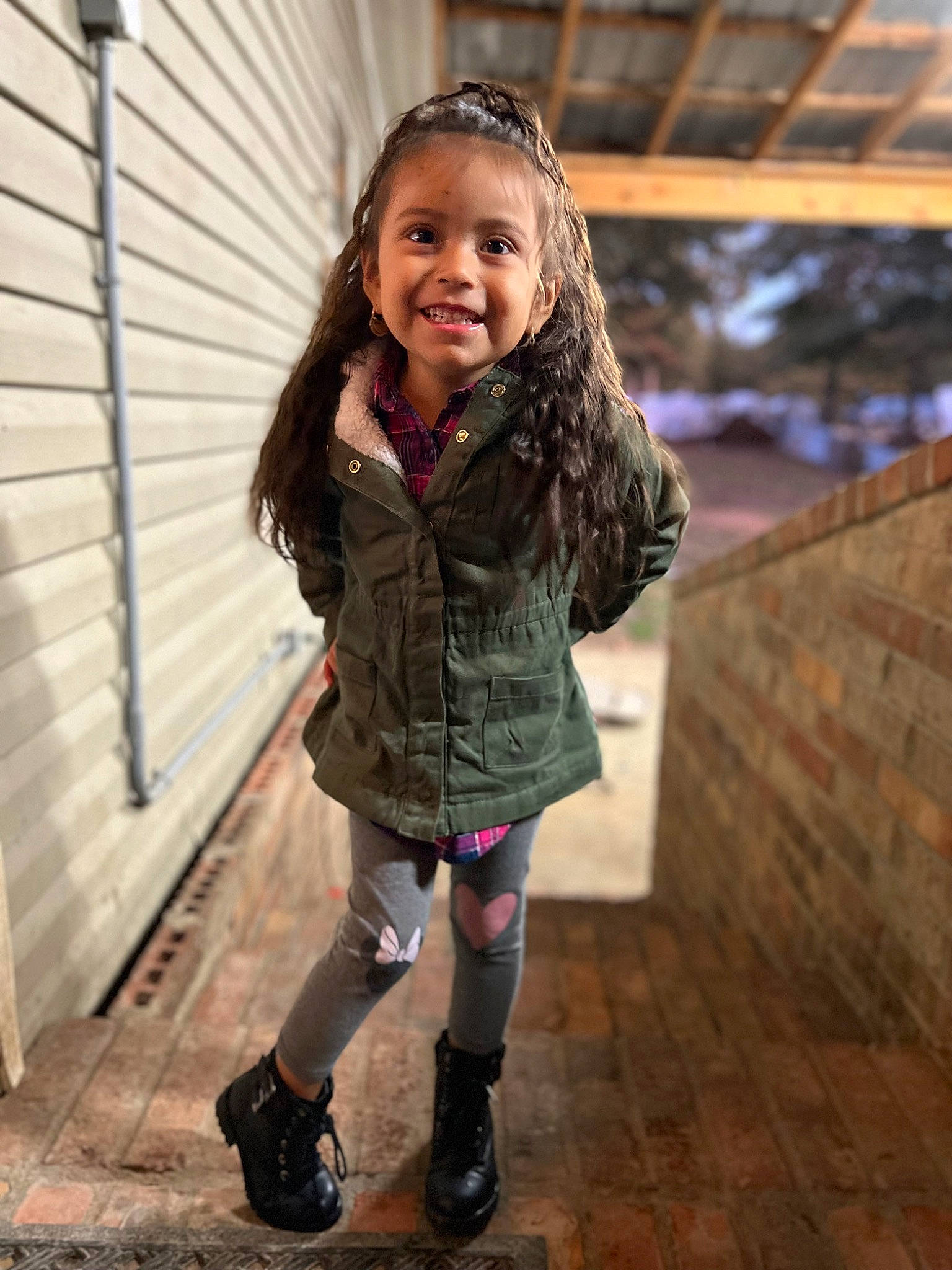 Julietta is registered to the contest to win money with this photo: beauty, blond, boot, child, fashion_design, flash_photography, fun, hairstyle, happy, human_leg, joy, knee, leisure, outerwear, pattern, person, plaid, shoe, sleeve, smile