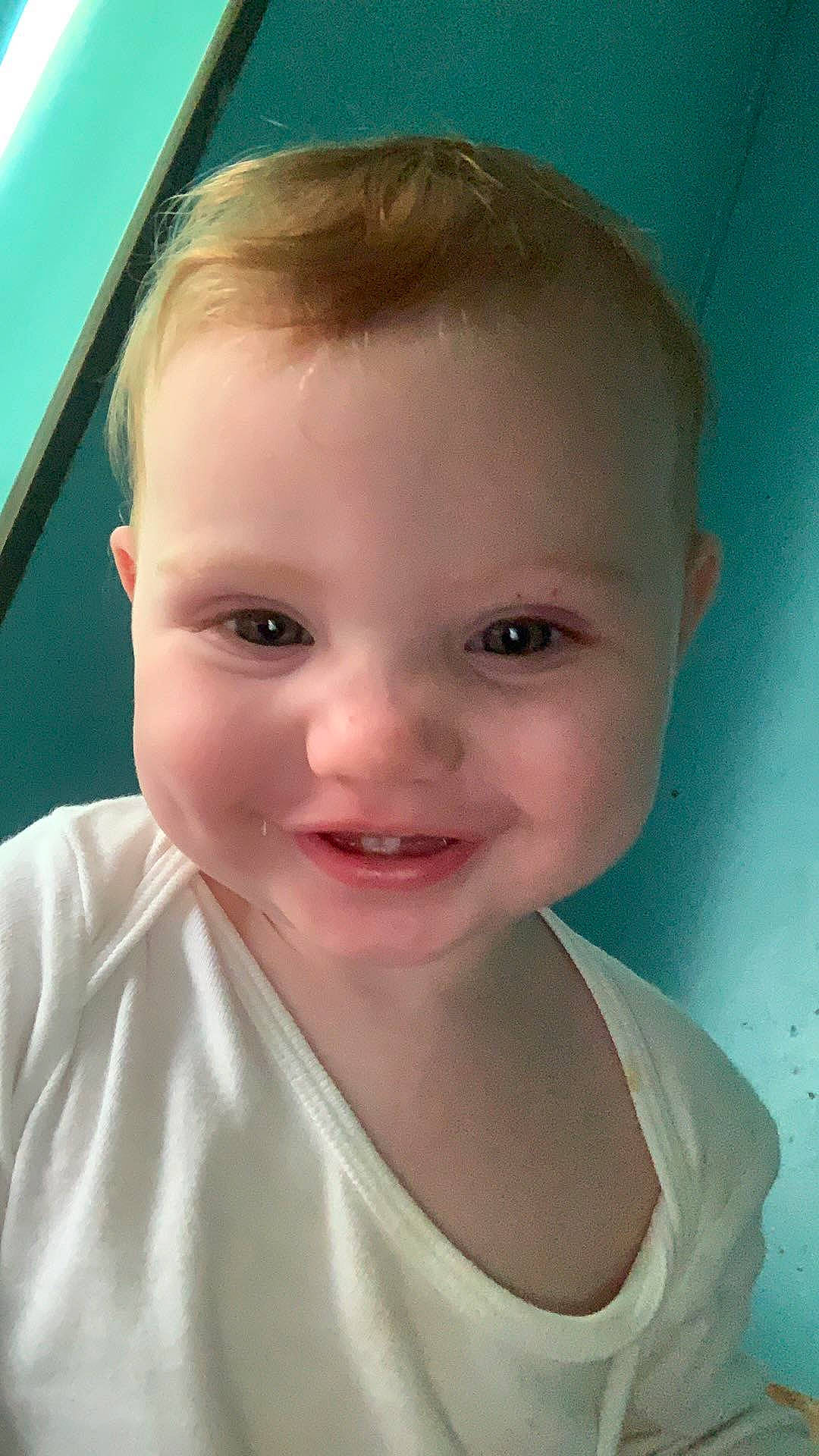 Kynslee is registered to the contest to win money with this photo: cheek, chin, ear, eye, eyebrow, eyelash, forehead, happy, head, iris, jaw, joy, lip, mouth, nose, person, shoulder, skin, sleeve, smile