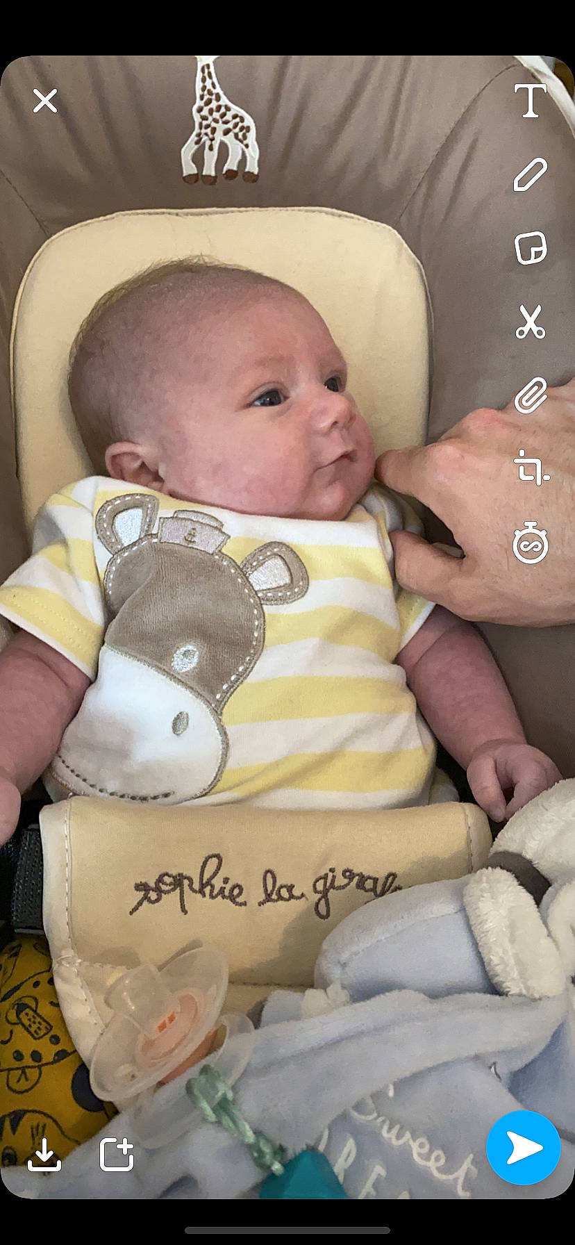 Kaylonne participe au concours pour gagner de l'argent avec cette photo : baby, baby_in_car_seat, baby_products, baby_safety, baby_toddler_clothing, bedtime, cheek, child, person, product, skin, sleep, stuffed_toy, toddler