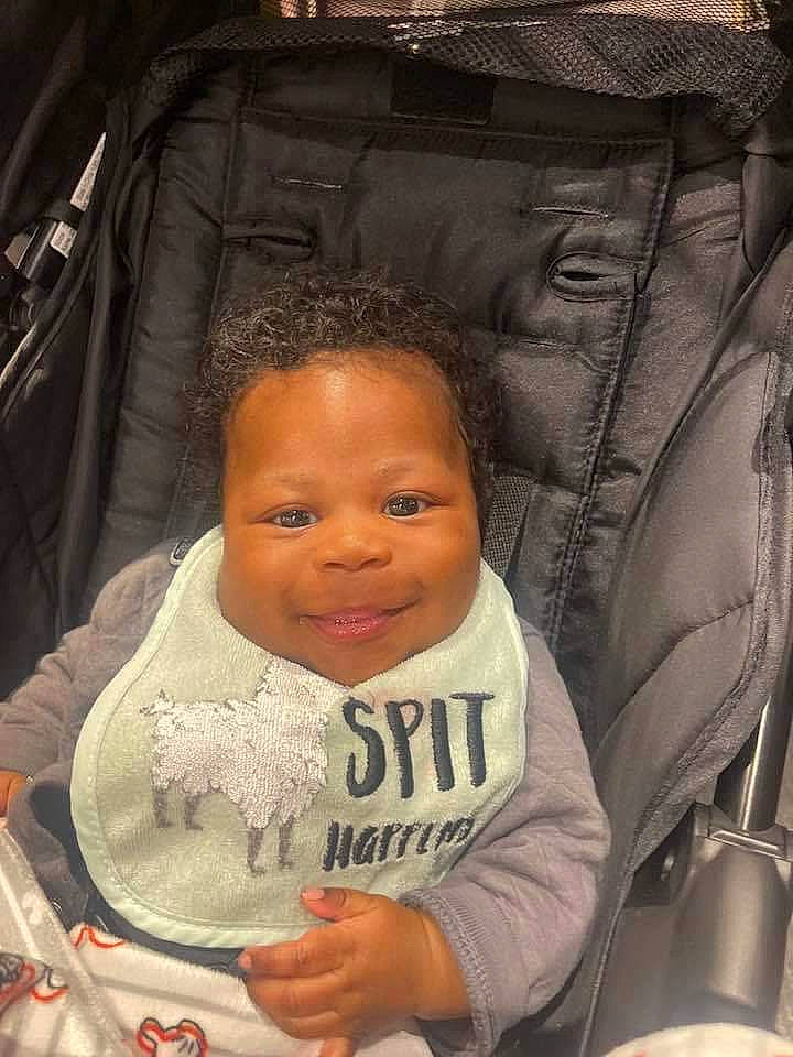 Thomas is registered to the contest to win money with this photo: auto_part, baby, baby_toddler_clothing, car_seat, chair, cheek, child, comfort, eyebrow, face, fun, happy, joy, mouth, nose, people, person, sitting, skin, sleeve