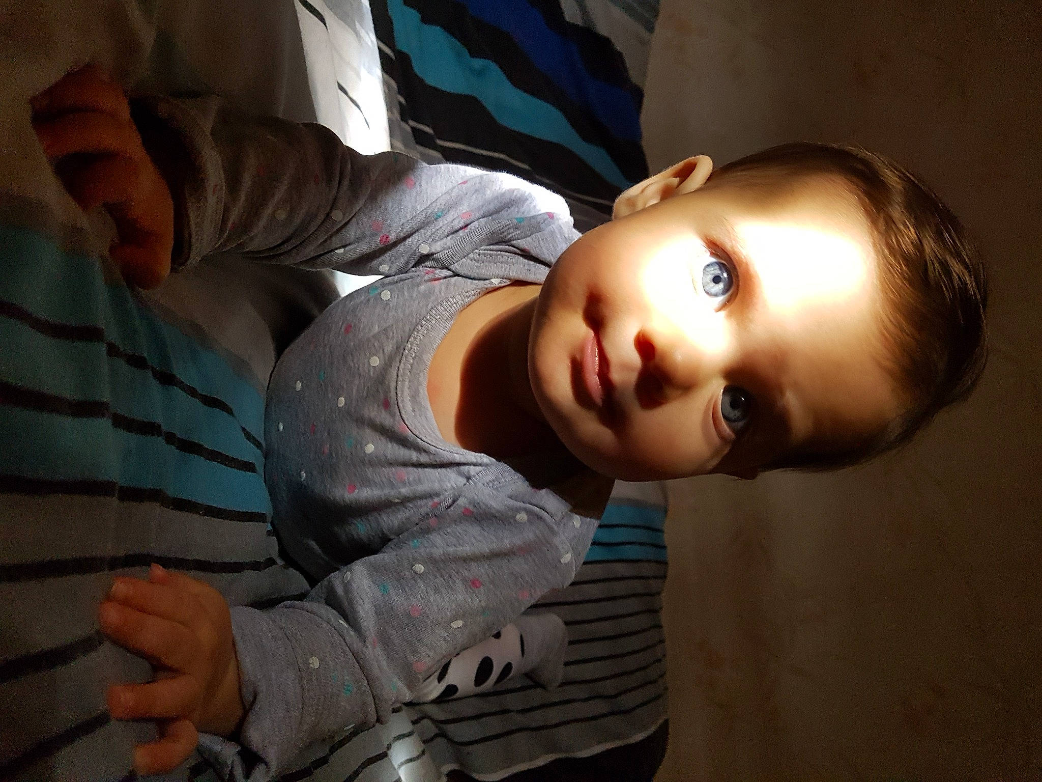 Tess a rejoint le concours — aidez-le/la à gagner de superbes lots ! black_hair, cheek, chest, child, clothing, comfort, cool, dress_shirt, elbow, eyebrow, eyelash, flash_photography, forehead, fun, gesture, lip, mouth, nose, person, skin