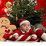 Victory a rejoint le concours — aidez-le/la à gagner de superbes lots ! baby, candy_cane, celebration, christmas, christmas_presents, christmas_tree, cute, decorations, festive, gingerbread_plush, holiday, holiday_season, indoors, infant, ornaments, plush_toy, portrait, red_clothing, santa_hat, smiling_toy