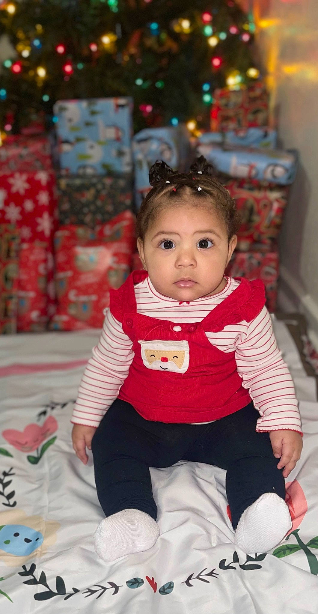 Khamari joined the competition — help win amazing prizes! baby, baby_toddler_clothing, beauty, child, event, eye, face, flash_photography, fun, happy, head, holiday, human_leg, leisure, person, pink, red, sitting, sleeve, t_shirt