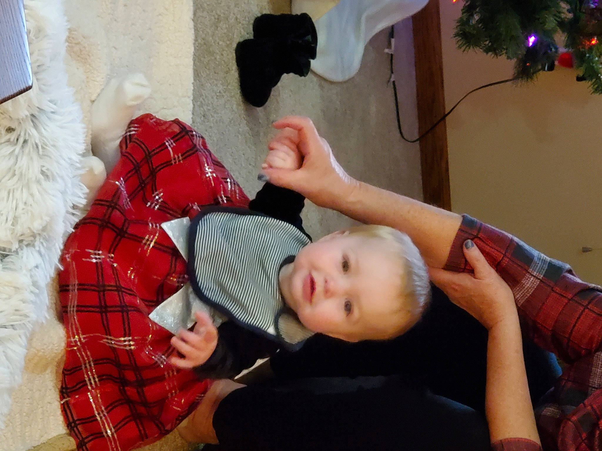 Katherine joined the competition — help win amazing prizes! arm, child, comfort, fun, hand, happy, human_leg, joint, leg, pattern, people, person, plaid, red, room, snapshot, tartan, thigh, toddler, tree