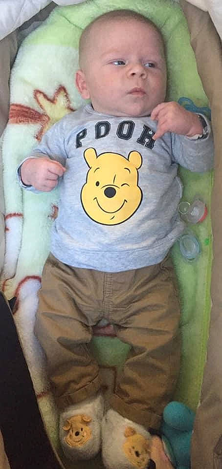 Kelio participe au concours pour gagner de l'argent avec cette photo : baby, child, person, toddler