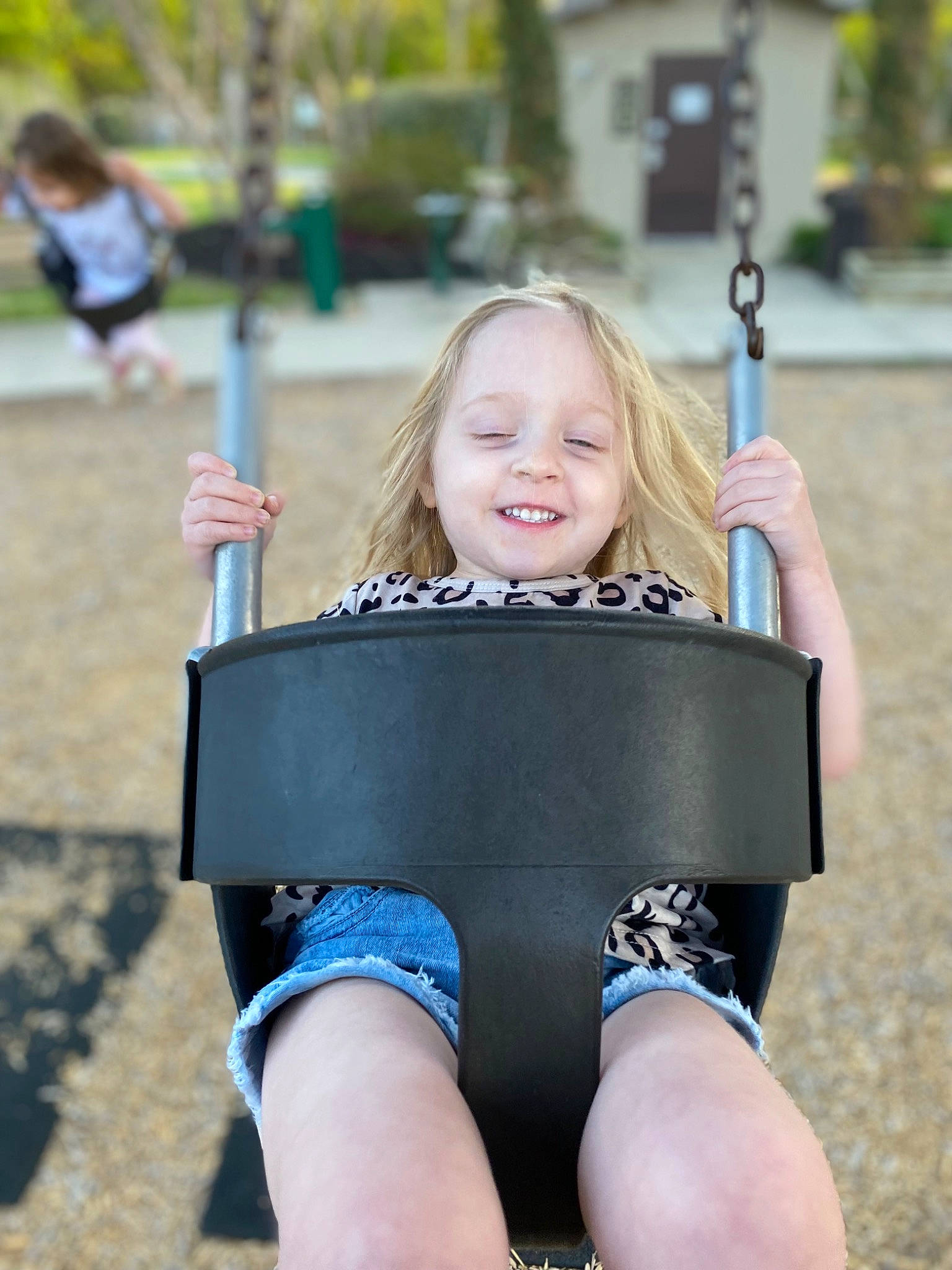 Mariella is registered to the contest to win money with this photo: fun, glasses, grass, hair, hairstyle, happy, joy, knee, leisure, long_hair, neck, person, photograph, plant, recreation, sleeve, smile, summer, sunglasses, thigh