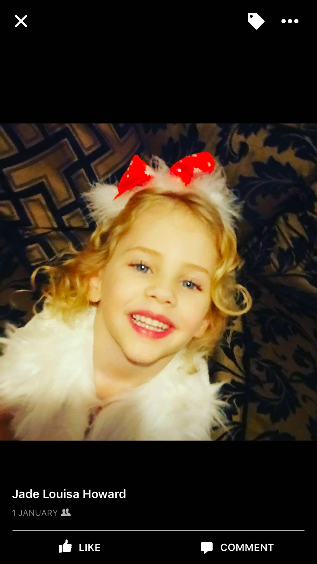 Layla-mae is registered to the contest to win money with this photo: child, facial_expression, girl, hair_accessory, happiness, human_hair_color, joy, person, photo_caption, photomontage, smile, toddler