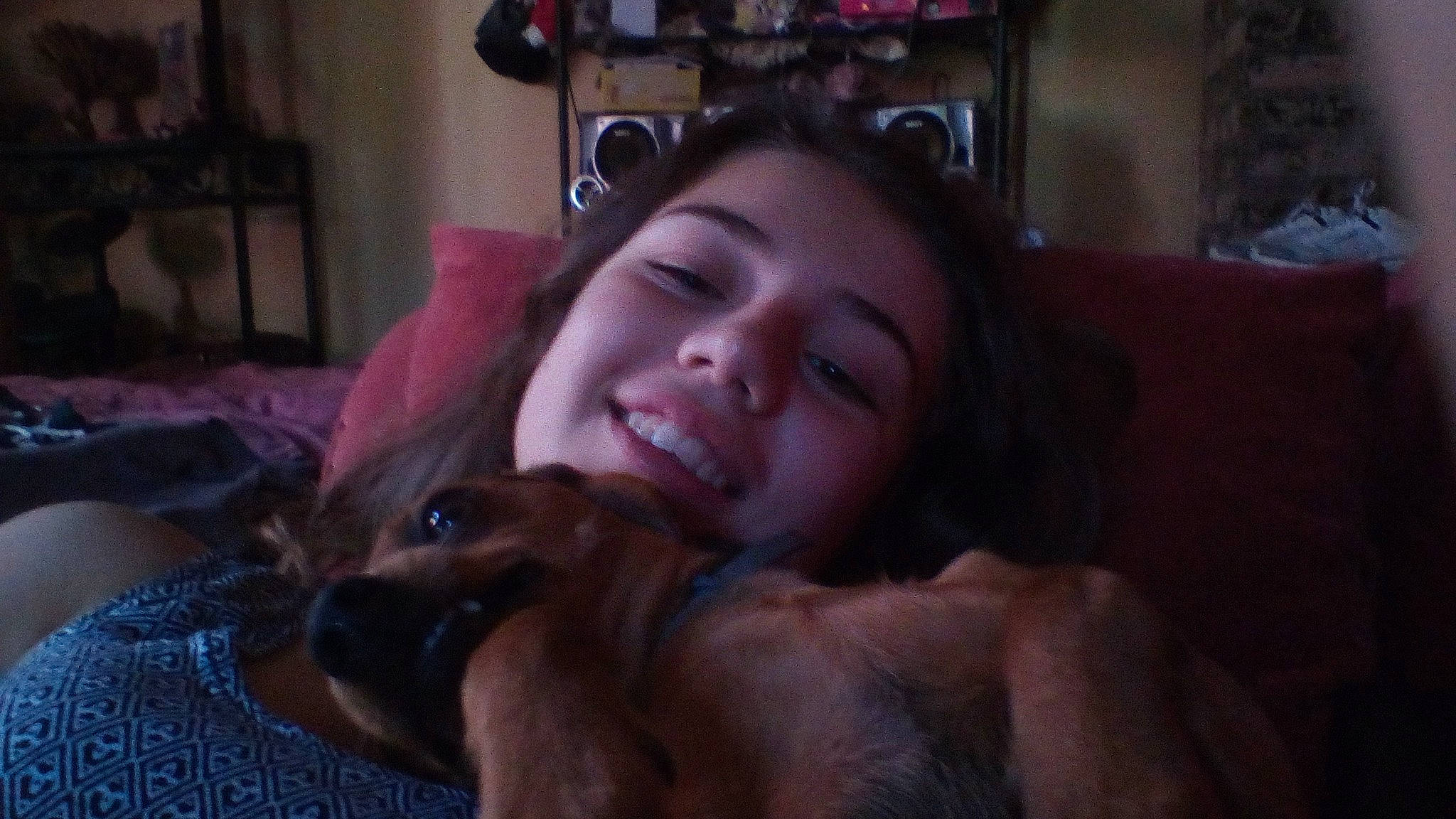 Iris participe au concours pour gagner de l'argent avec cette photo : black_hair, canidae, cheek, child, ear, eye, flesh, hand, head, human, jaw, joy, lip, mouth, muscle, neck, nose, person