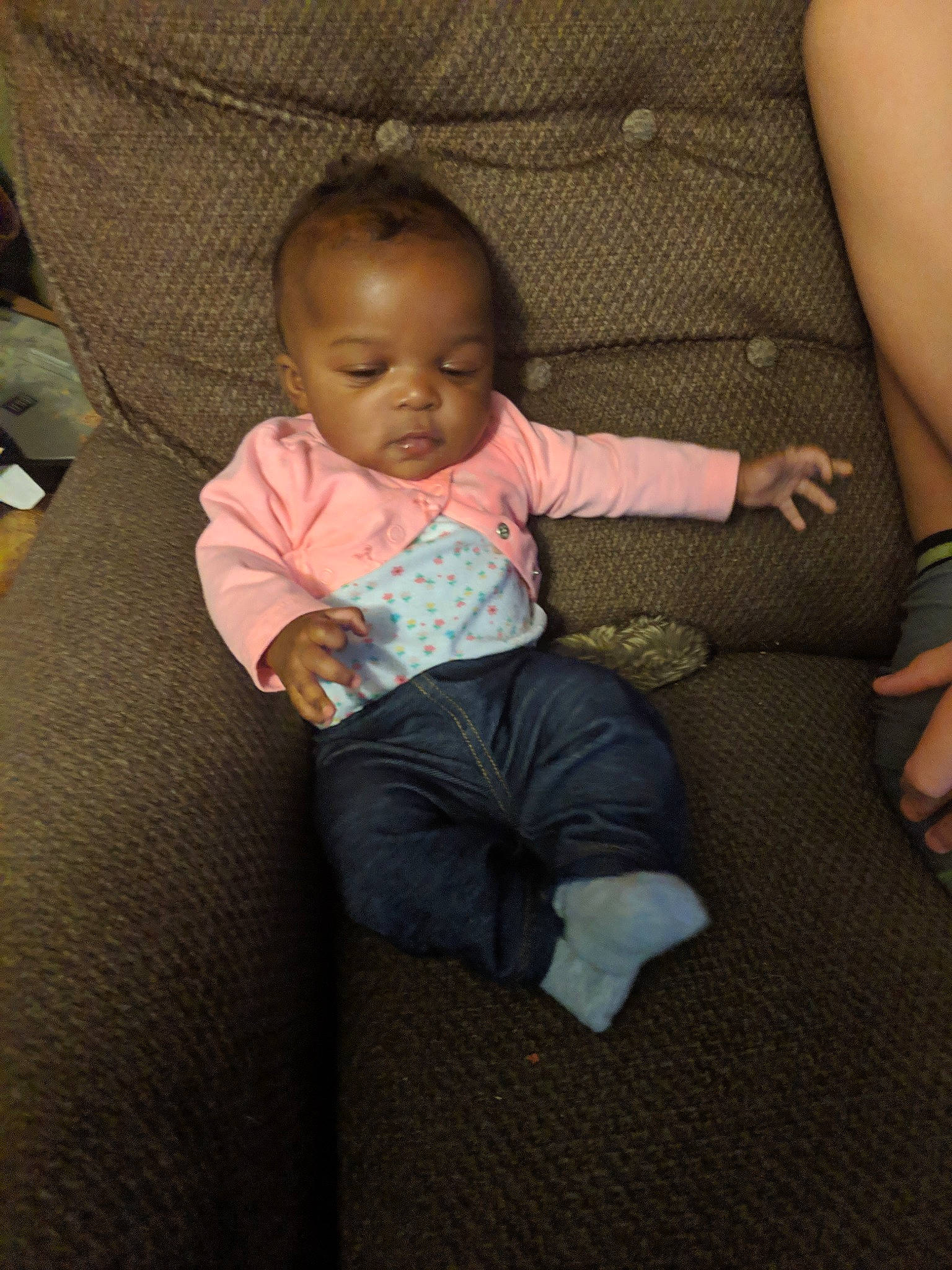 Cherish is registered to the contest to win money with this photo: arm, baby, child, finger, leg, person, sitting, skin, toddler