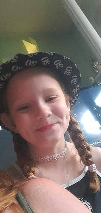 Shelsea participe au concours pour gagner de l'argent avec cette photo : cap, cool, ear, eye, eyebrow, eyelash, flash_photography, forehead, hairstyle, happy, head, headgear, iris, jaw, joy, lip, neck, nose, organ, person