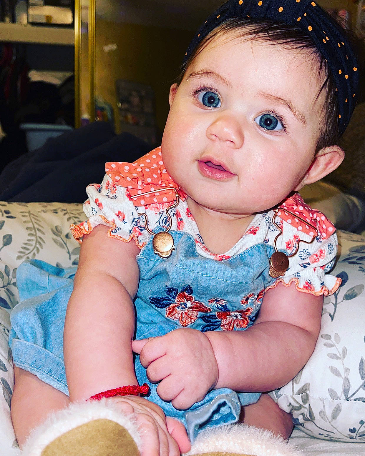 Estelle is registered to the contest to win money with this photo: baby, baby_products, baby_toddler_clothing, cheek, child, embellishment, eye, eyelash, flash_photography, fun, happy, iris, pattern, person, pink, portrait_photography, sitting, skin, sleeve, sun_hat