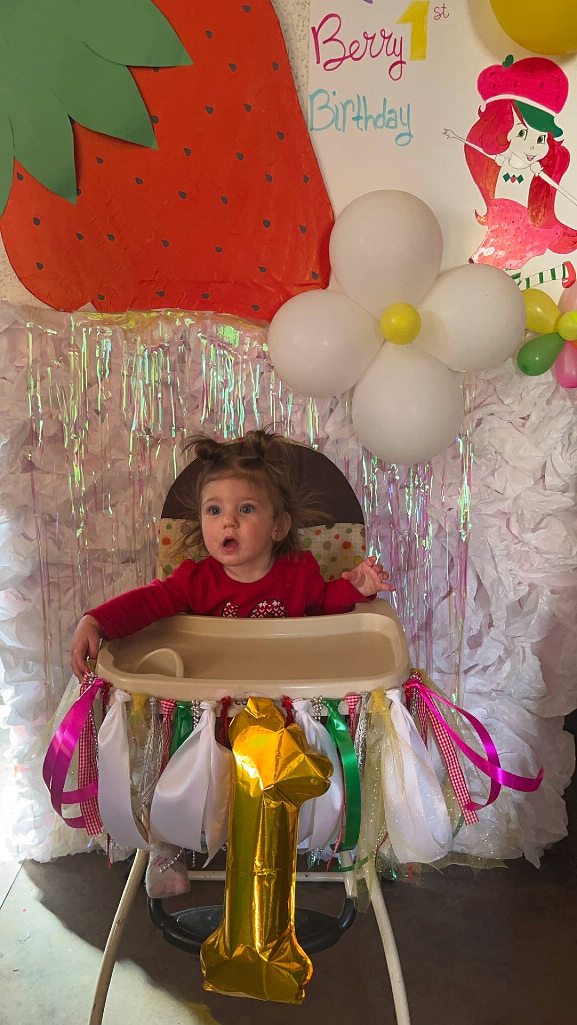 Aurora is registered to the contest to win money with this photo: balloon, chair, decoration, event, happy, leisure, magenta, party_supply, pattern, person, photograph, pink, product, room, sitting, snapshot, surprise, toddler, toy, visual_arts