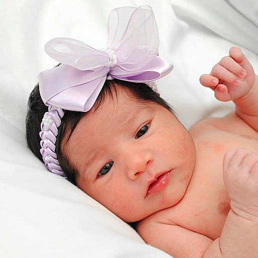 Daelyn is registered to the contest to win money with this photo: