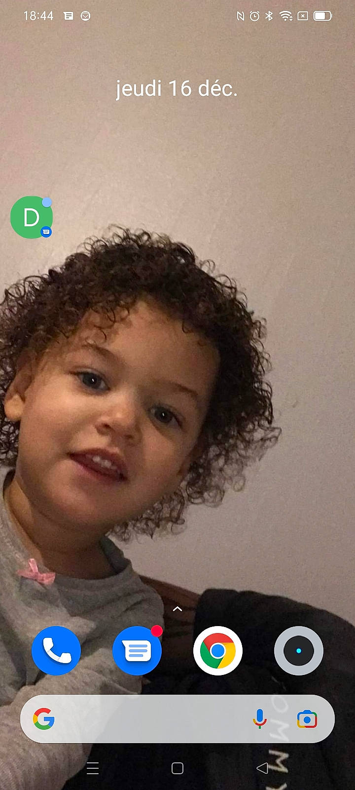 Maily a rejoint le concours — aidez-le/la à gagner de superbes lots ! afro, audio_equipment, black_hair, cheek, cool, eyebrow, eyelash, forehead, hair, happy, head, iris, jheri_curl, joy, neck, nose, organ, person, ringlet, skin