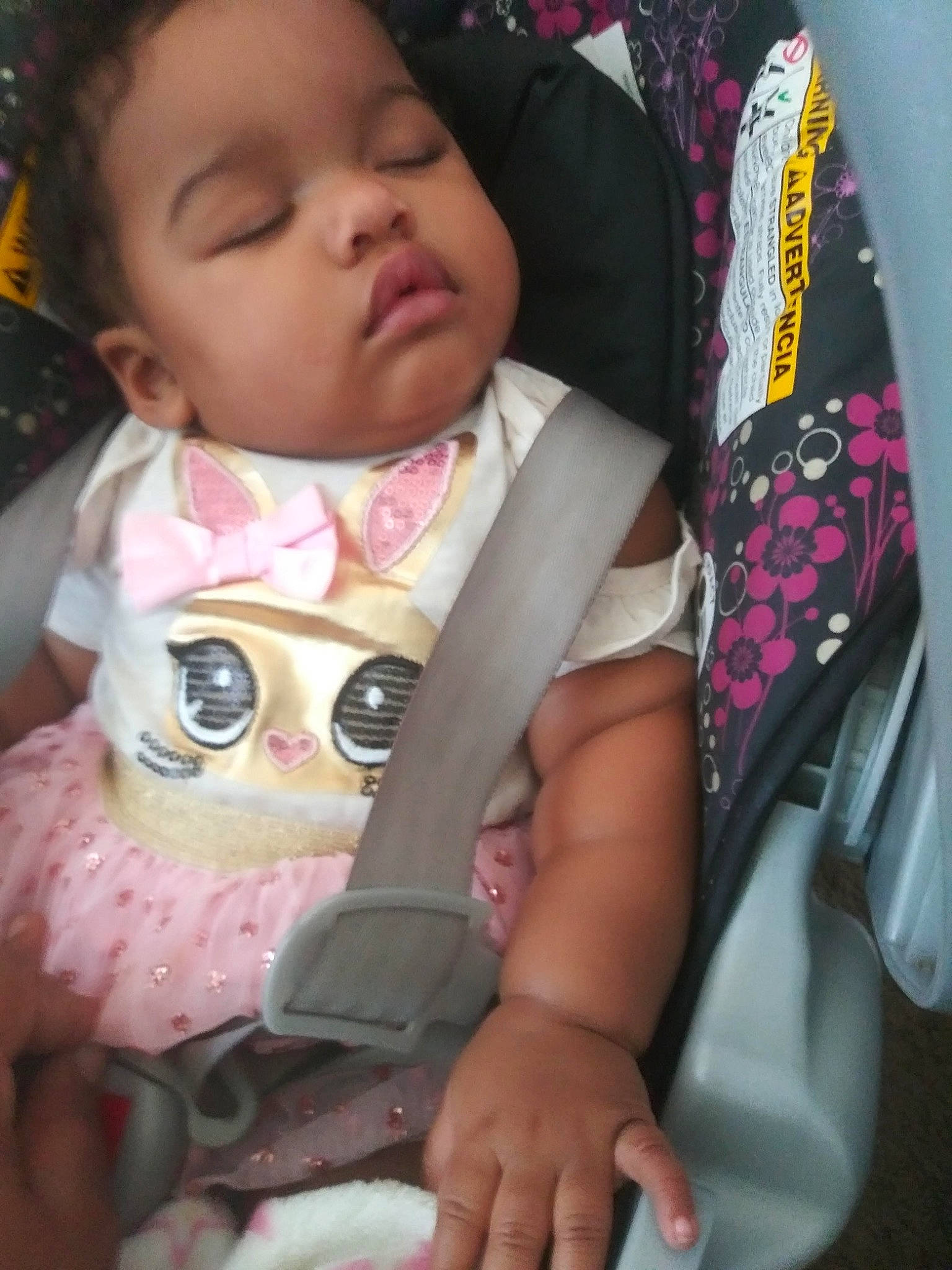 Royelle is registered to the contest to win money with this photo: baby, baby_carriage, baby_products, car_seat, cheek, child, hand, person, pink, product, skin, toddler