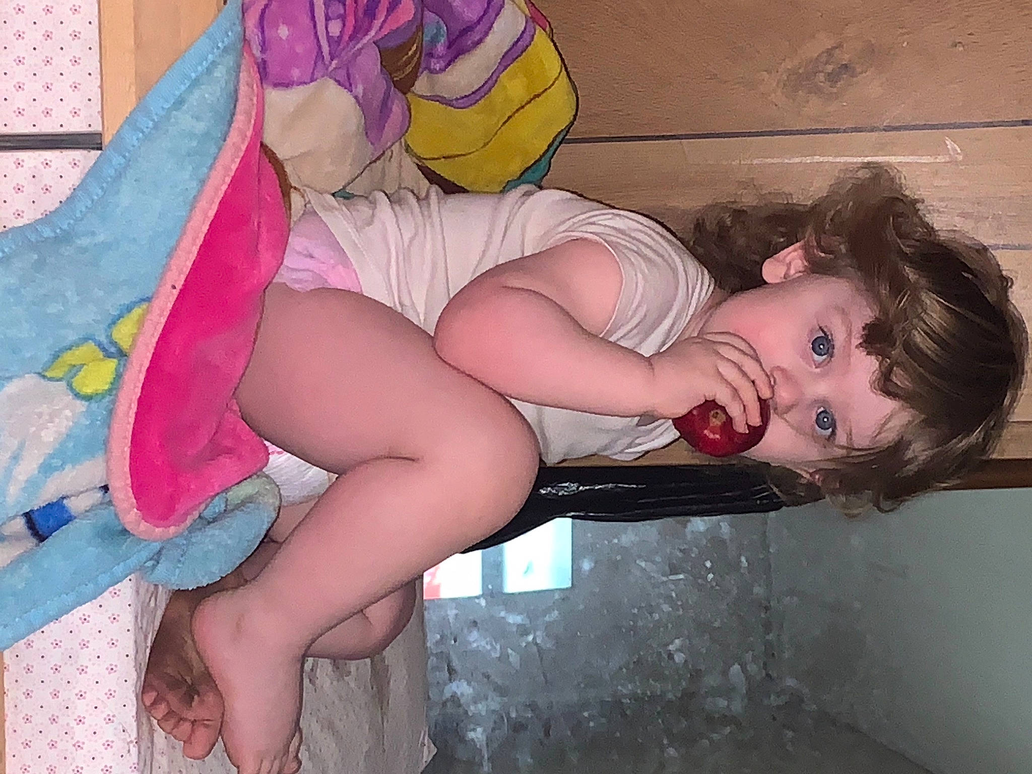 Laura joined the competition — help win amazing prizes! art, black_hair, chest, cool, flash_photography, fun, happy, headgear, human_body, human_leg, joint, knee, lap, leg, mouth, muscle, person, pink, shorts, thigh