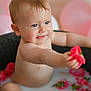 Aëlys a rejoint le concours — aidez-le/la à gagner de superbes lots ! arm, baby, blue_eyes, child, closeup, cute, face, flower, hair, infant, milk_bath, pastel_colors, pink_balloons, playful, rose_petals, sitting, skin, smiling, tub, water_droplets