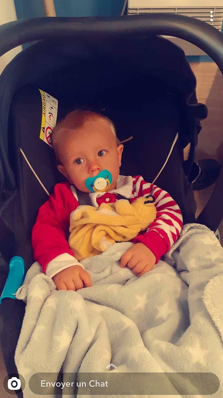 Kalvin participe au concours pour gagner de l'argent avec cette photo : baby, baby_carriage, baby_sleeping, baby_toddler_clothing, cheek, chin, comfort, eye, finger, hairstyle, lap, mammal, mouth, nose, person, product, skin, textile, thumb, toddler