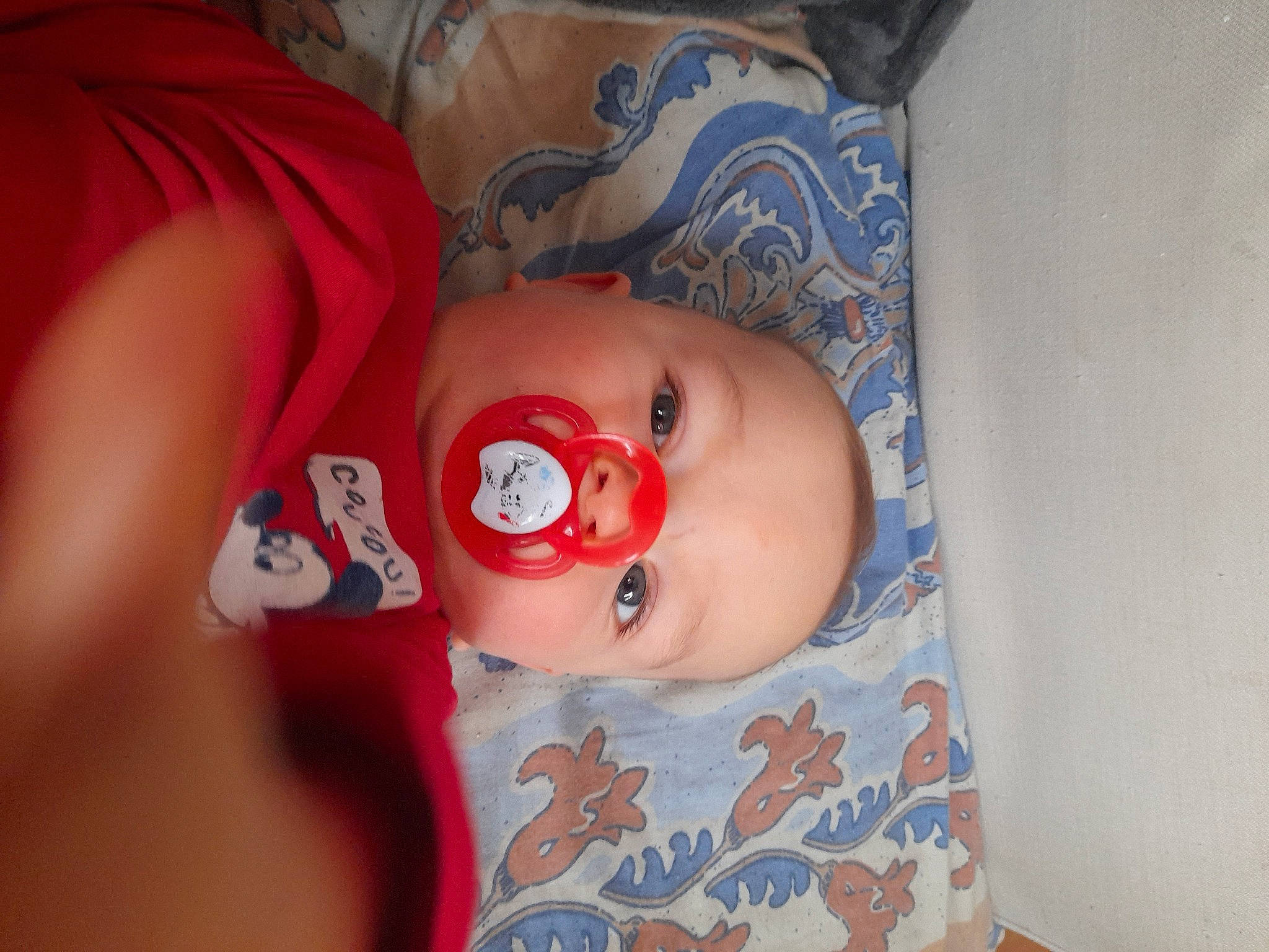 Thyago a rejoint le concours — aidez-le/la à gagner de superbes lots ! baby, baby_products, baby_toddler_clothing, carmine, cheek, chest, child, chin, comfort, eye, eyelash, fun, head, human_body, iris, lip, mouth, nose, person, skin