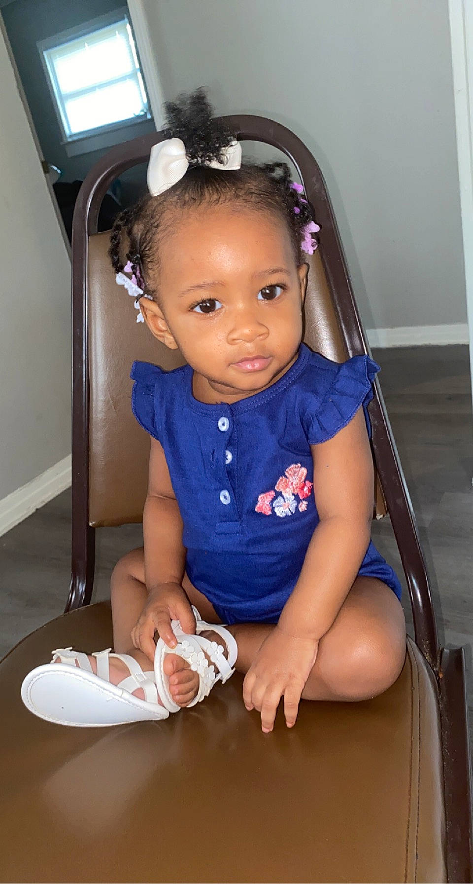 Auvriona is registered to the contest to win money with this photo: audio_equipment, baby, baby_toddler_clothing, bowl, chair, child, cup, eyelash, fashion_accessory, food, fun, happy, headphones, jewellery, person, plate, porcelain, serveware, sitting, tableware