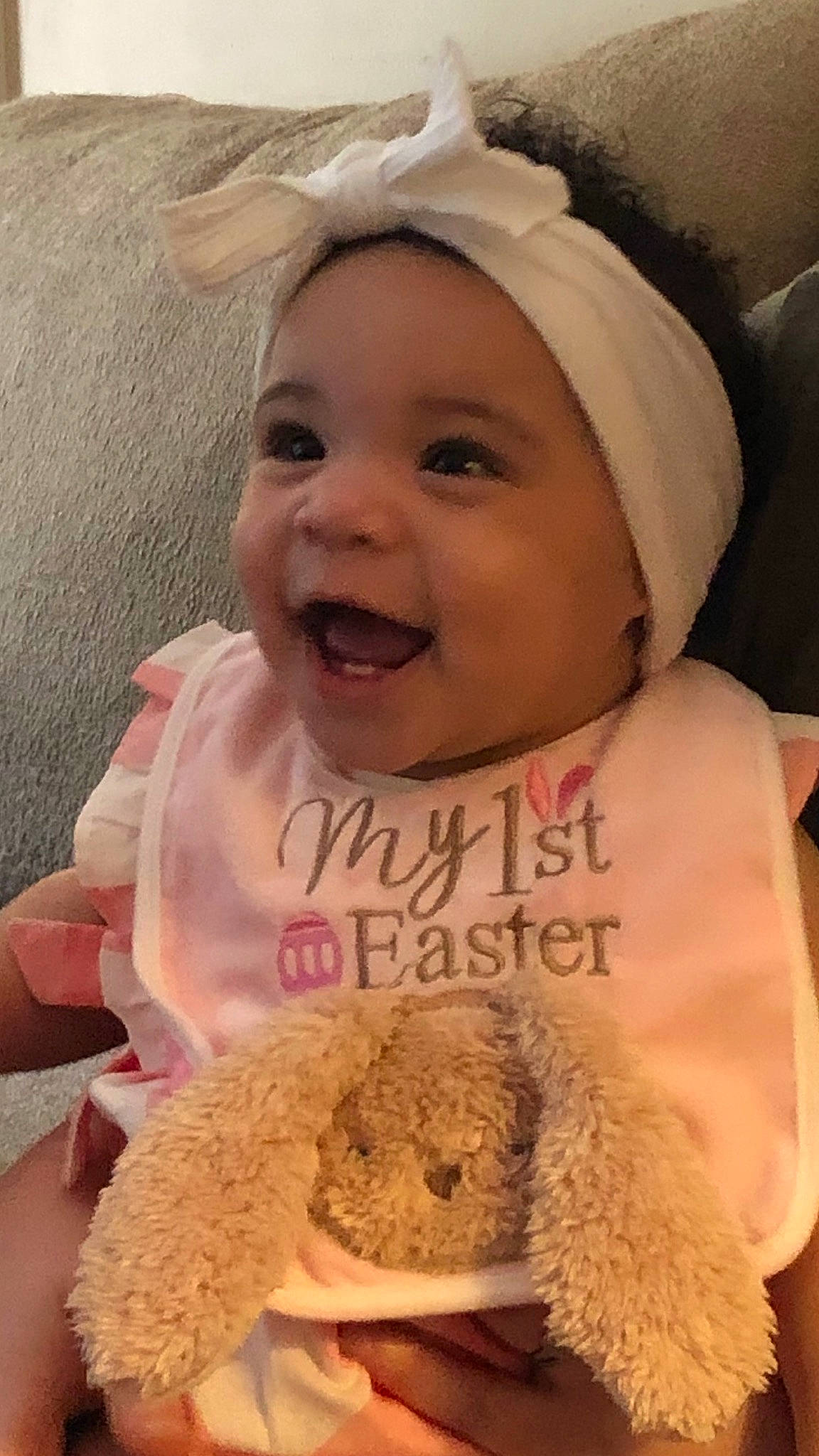 Kai-aniela is registered to the contest to win money with this photo: baby, baby_toddler_clothing, beauty, cheek, eye, face, happy, hat, head, headgear, headwear, nose, organ, people, person, pink, skin, smile, teddy_bear, toddler