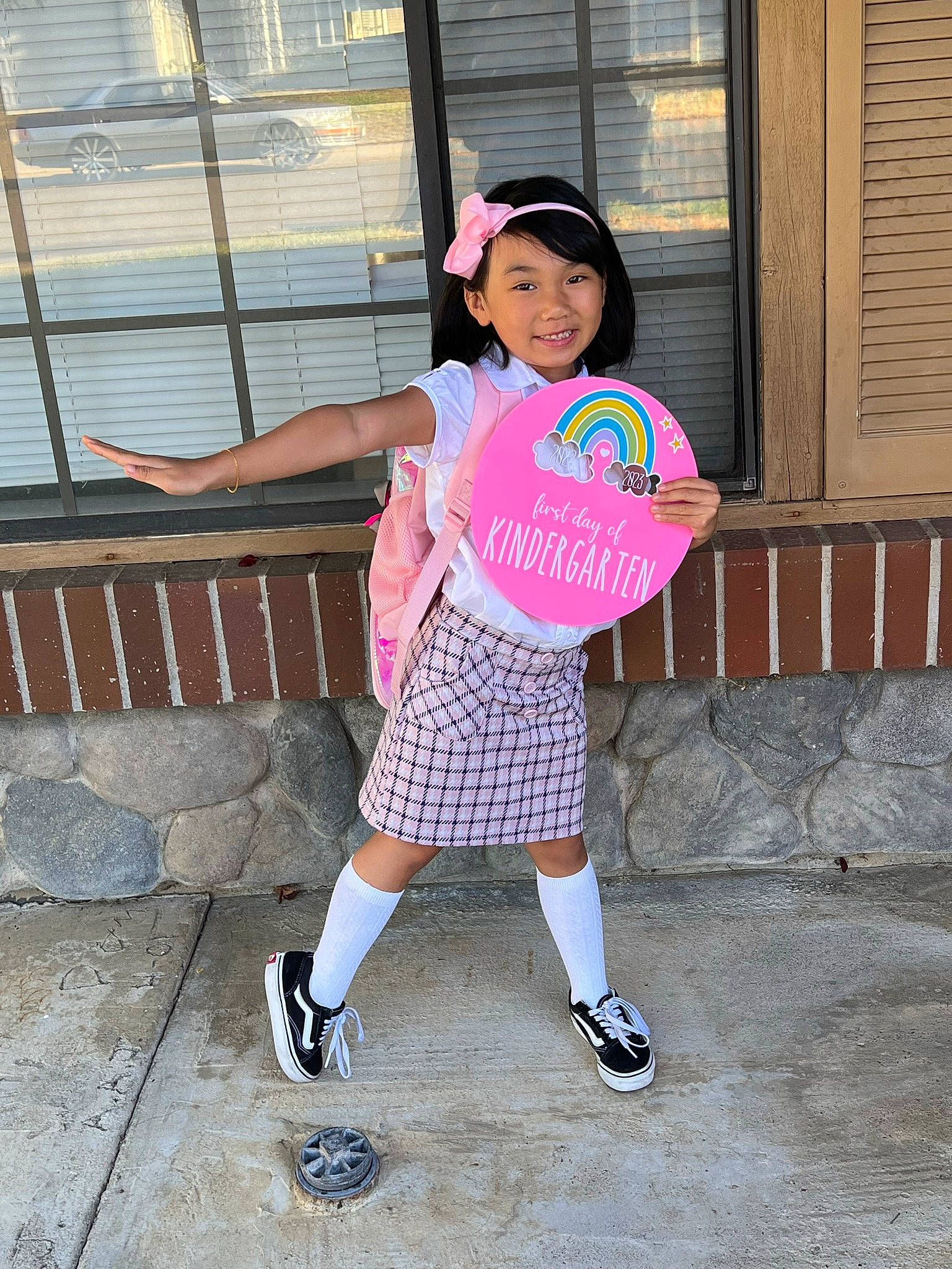 Amina is registered to the contest to win money with this photo: boot, child, costume, fashion_accessory, fun, happy, hat, headwear, human_leg, joy, leisure, magenta, pattern, person, pink, sandal, sneakers, sock, sun_hat, t_shirt