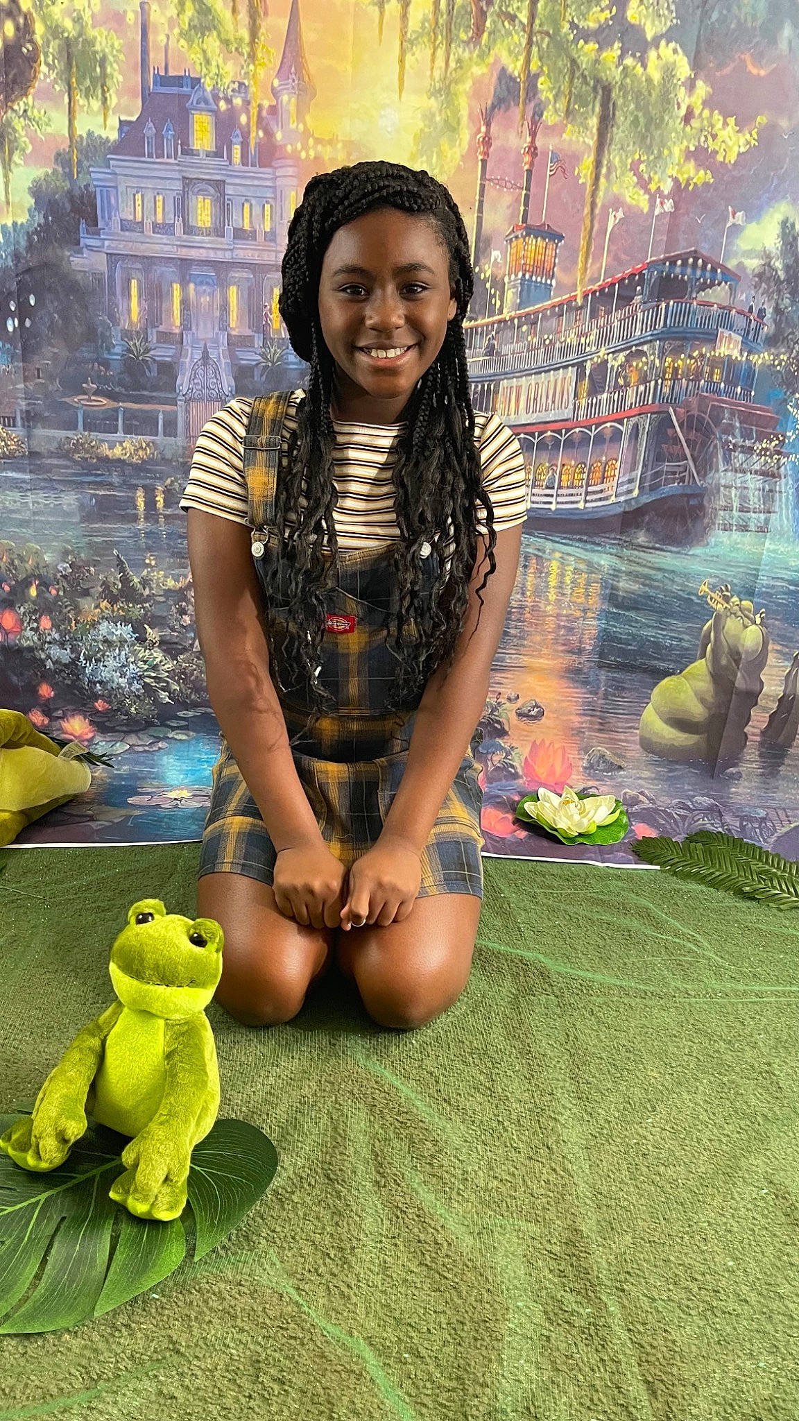 Geniya is registered to the contest to win money with this photo: adaptation, black_hair, botany, fun, grass, green, happy, head, human_leg, jewellery, joy, knee, leisure, organism, person, photograph, smile, snapshot, textile, thigh